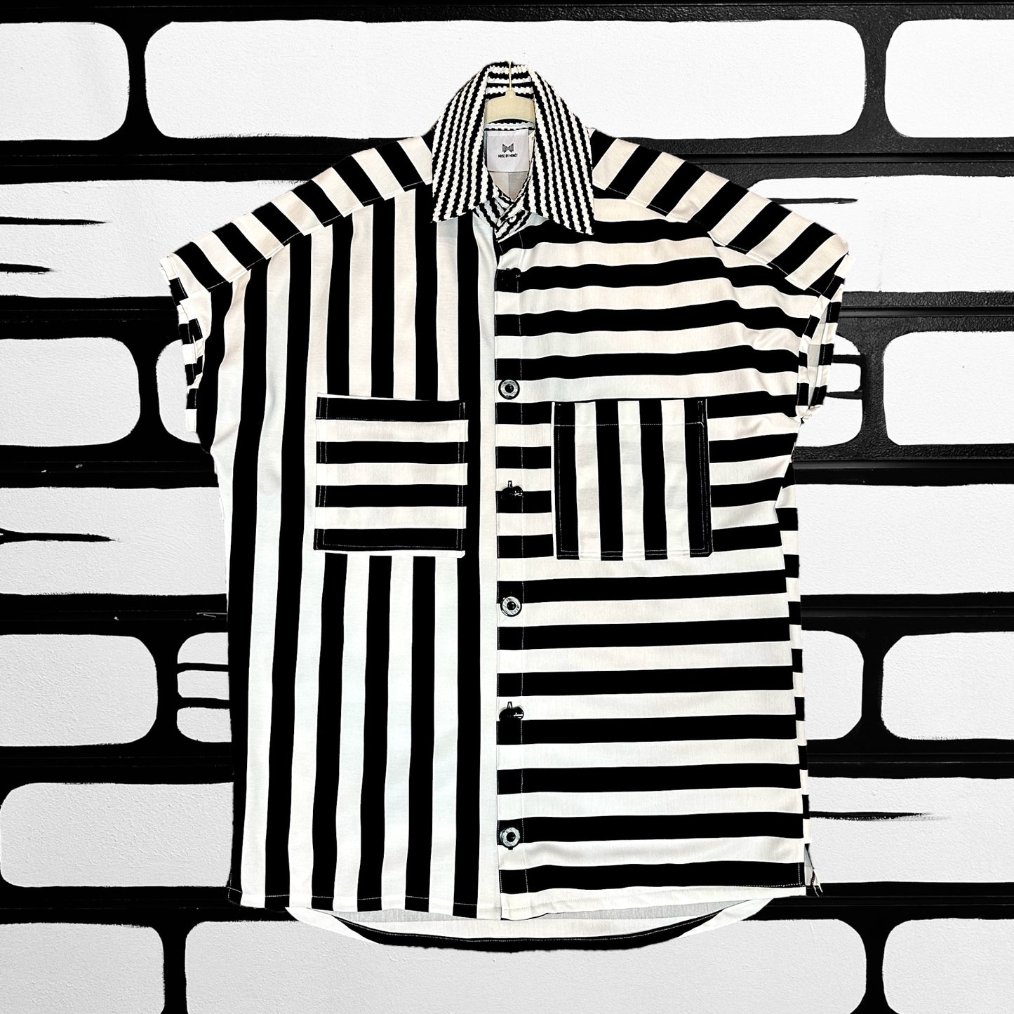 Contrast Stripe Collar Shirt